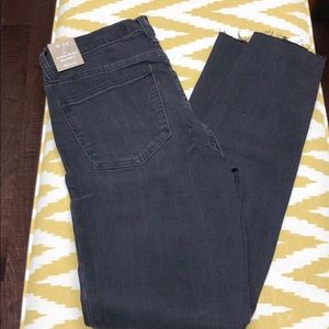 Madewell high rise skinny black jeans. NWT, 26